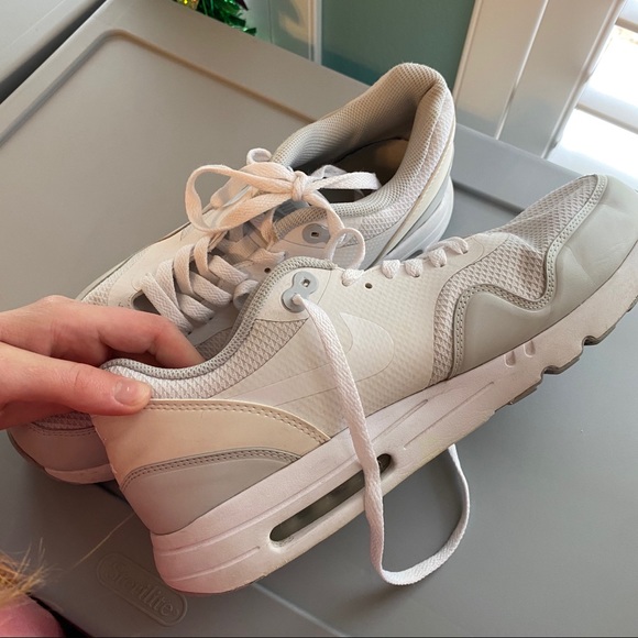 Nike Other - Nike air max shoes😎